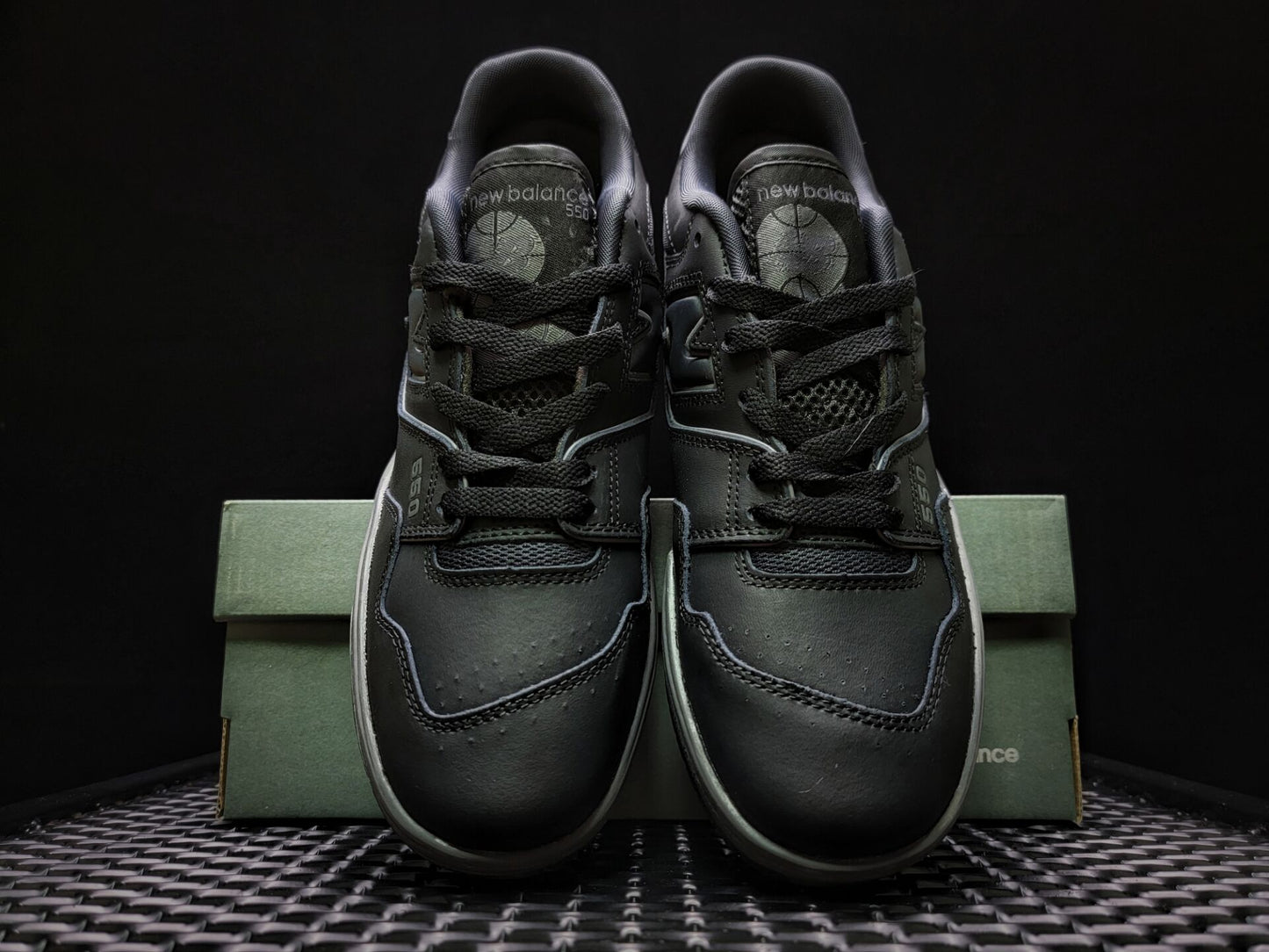 New Balance 550 black