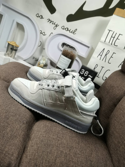 Forum x Bad Bunny light grey