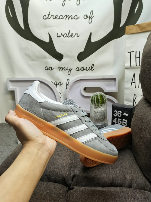 Gazelle indoor grey