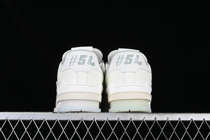 LV trainer signature white