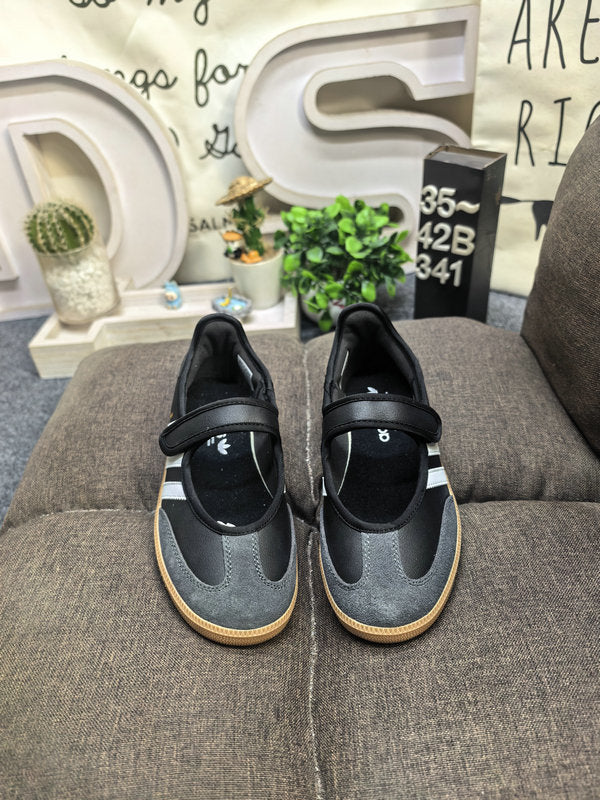 Samba jane ballerina black white
