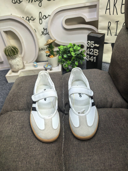 Samba jane ballerina white black