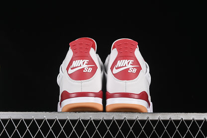 Jordan 4 SB vaysity red