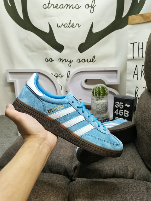 Spezial Tea Blue