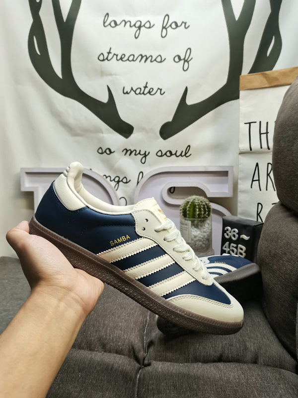 Samba navy white