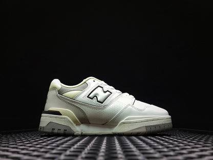 New Balance 550 salt and pepper