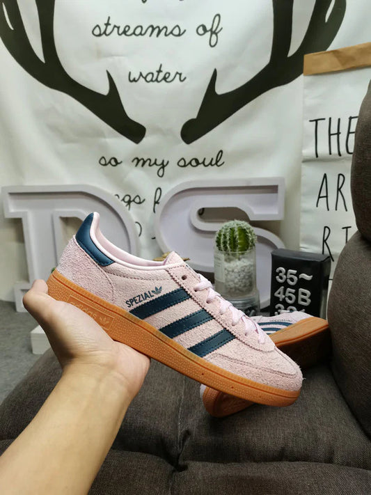 Adidas Spezial tea pink