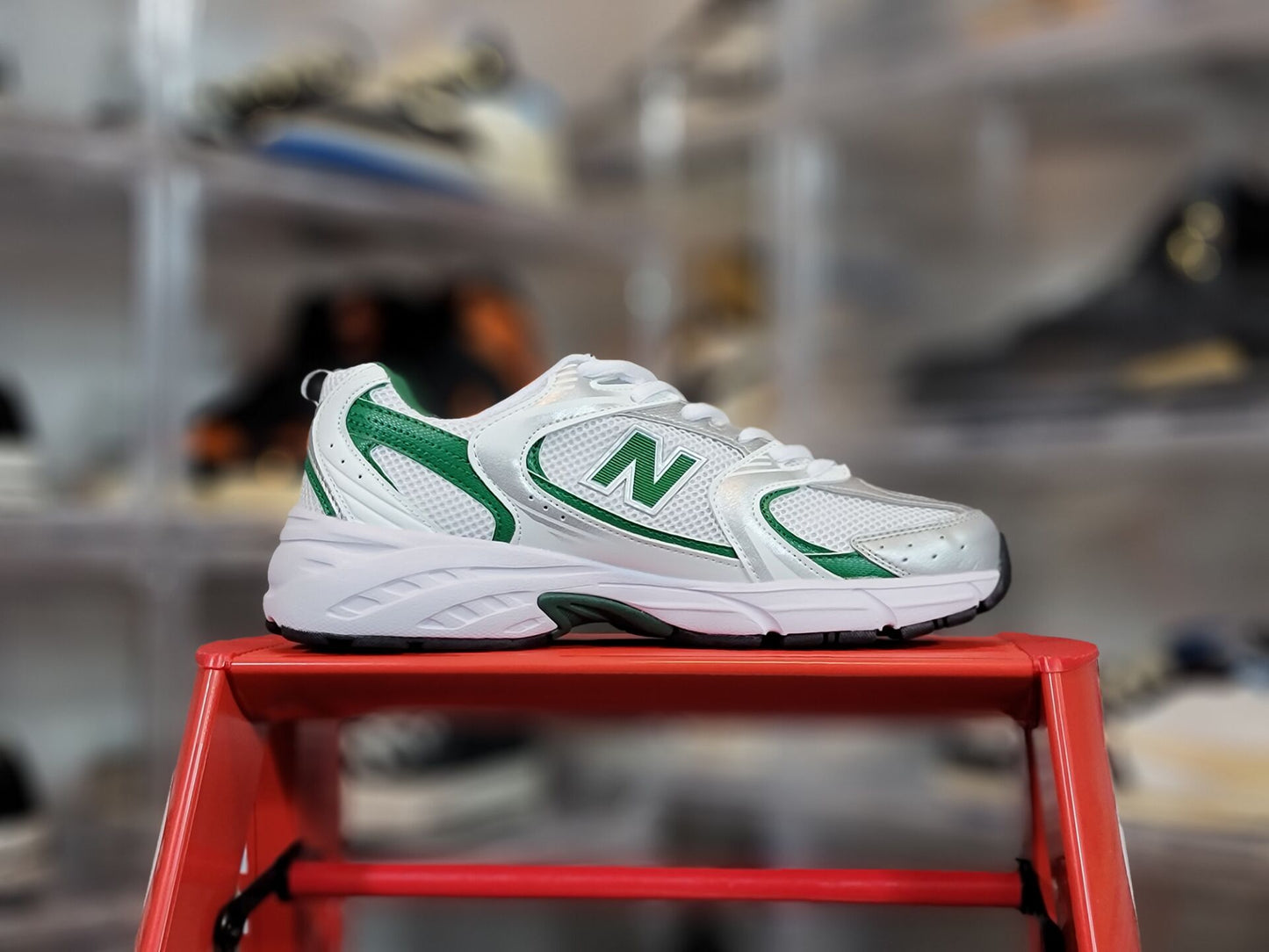 New Balance 530 white green