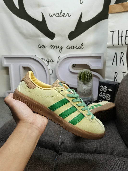 Bermuda banana green