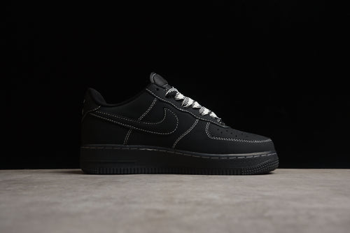Air Force 1 black white costure