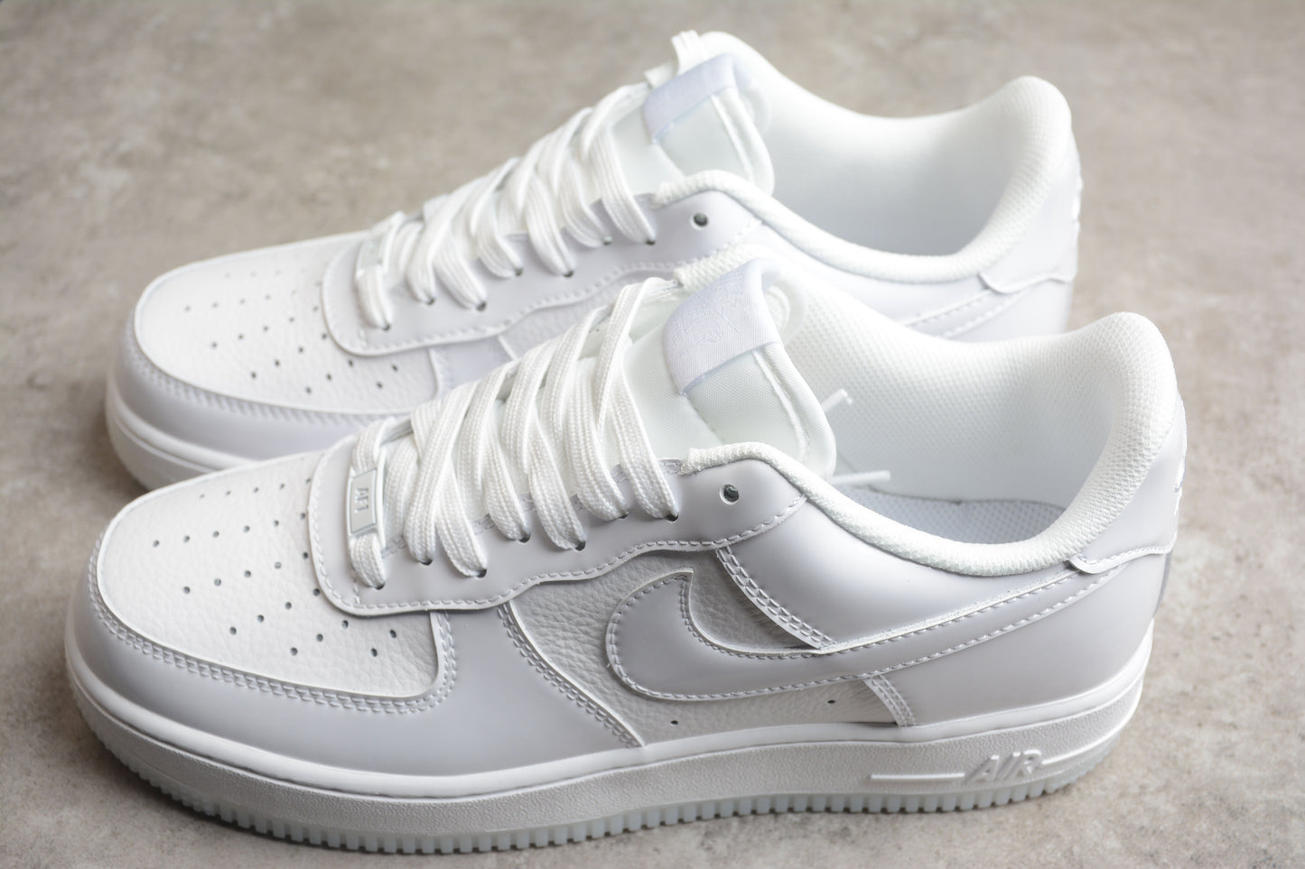 Air Force 1 basic white