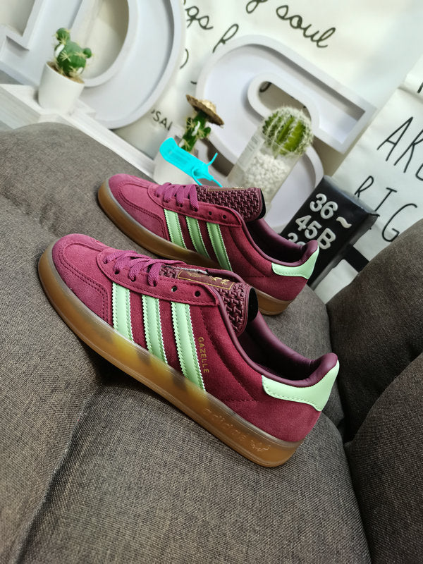 Gazelle indoor red semi spark mint