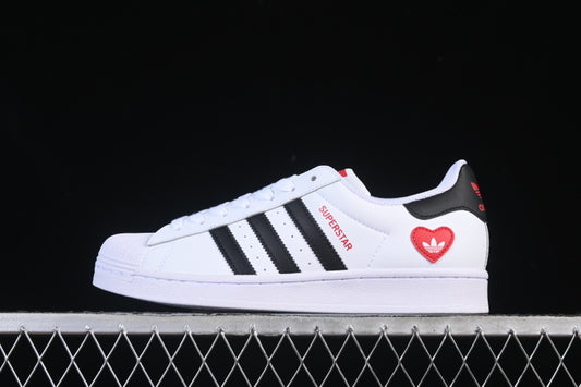 Superstar love white black