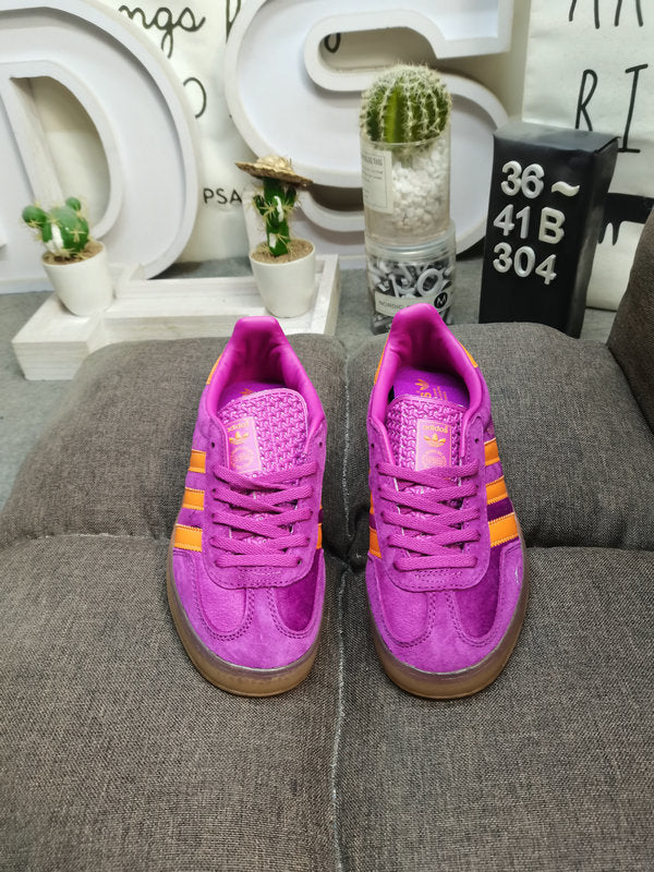 Gazelle indoor purple orange