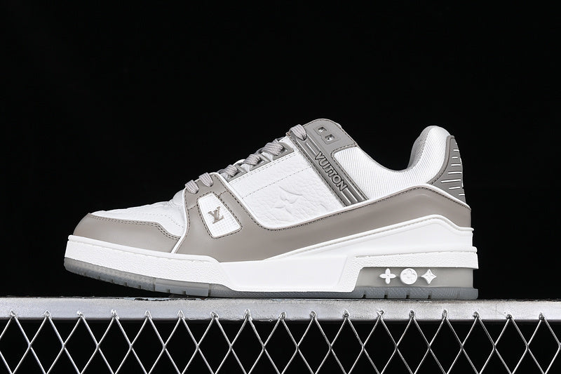 LV trainer white grey