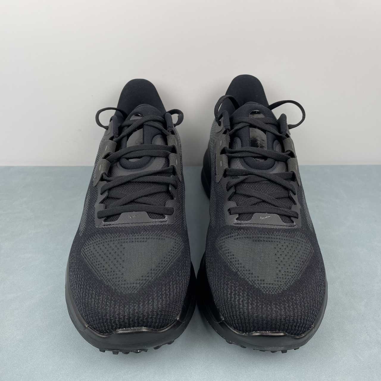 Zoom Vomero 17 black