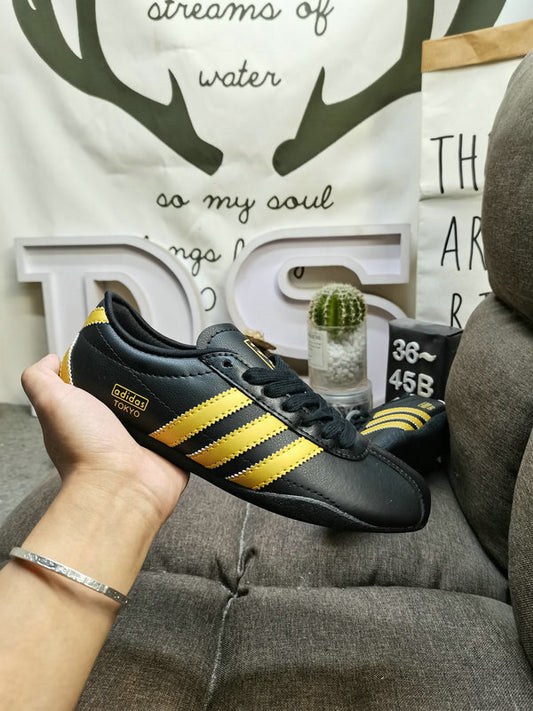 TOKYO black yellow