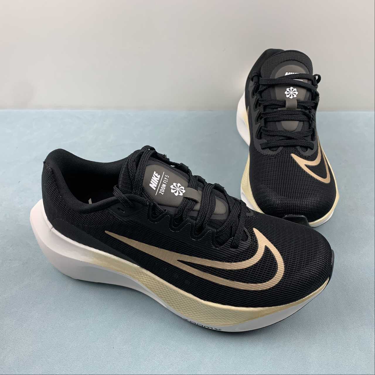 Zoom Fly 5 black gold