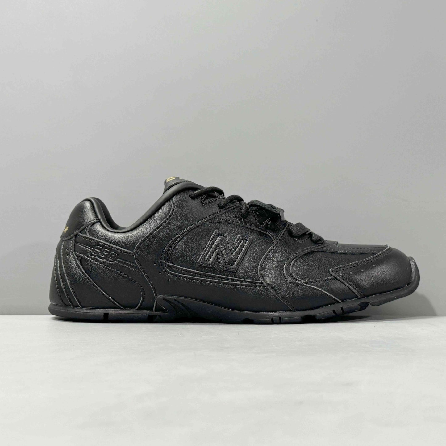 New Balance 530 x MIU MIU black