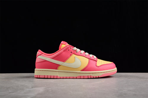 Dunk Low rose orange