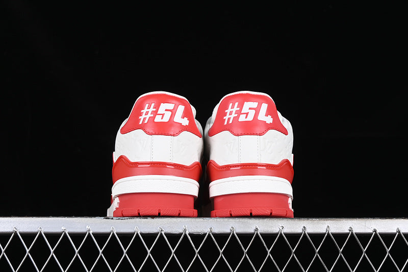 LV trainer signature red
