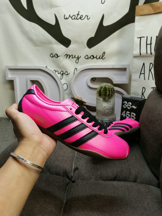 TOKYO glow pink black