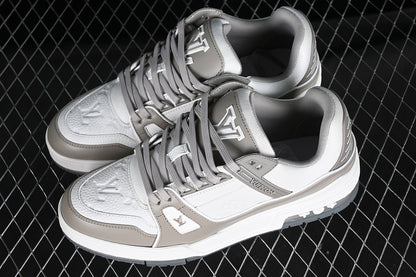 LV trainer white grey
