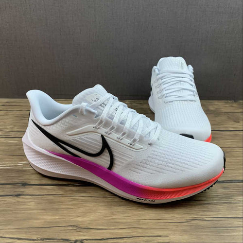 Zoom Pegasus 39 white black rainbow