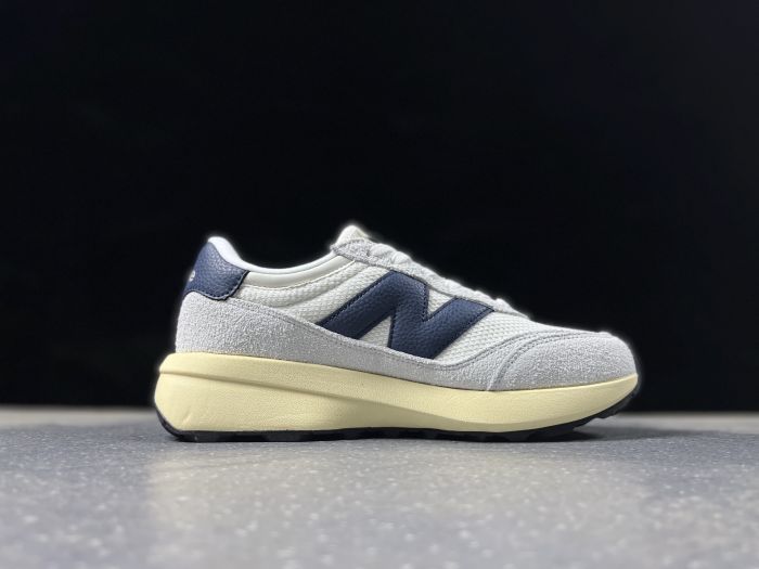 New Balance 370 grey navy