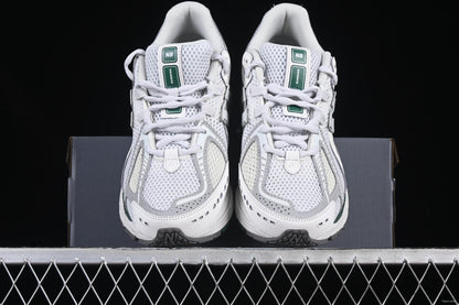 New Balance 1906R white light grey