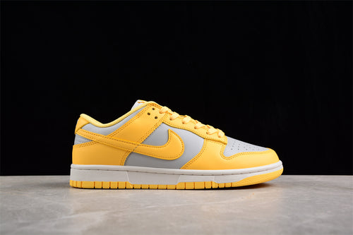 Dunk Low citron pulse