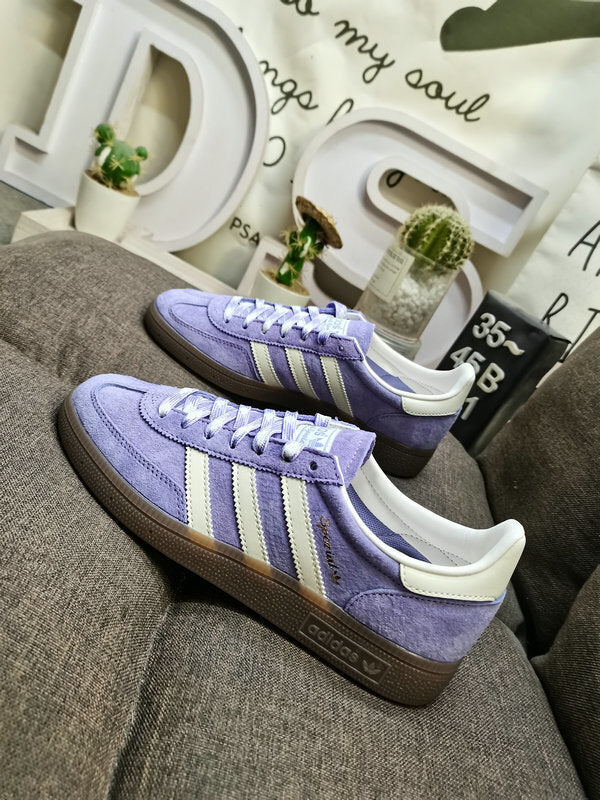 Spezial light purple