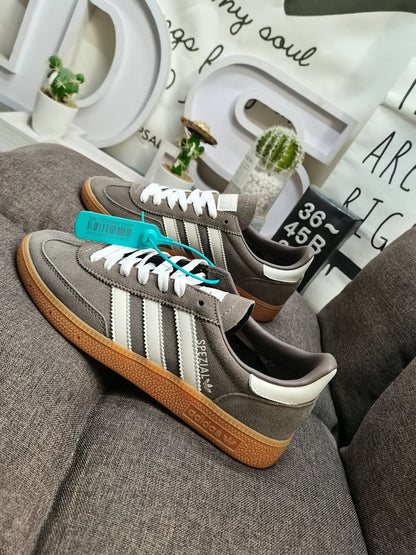 Spezial light brown