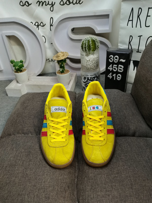 Bermuda yellow red blue