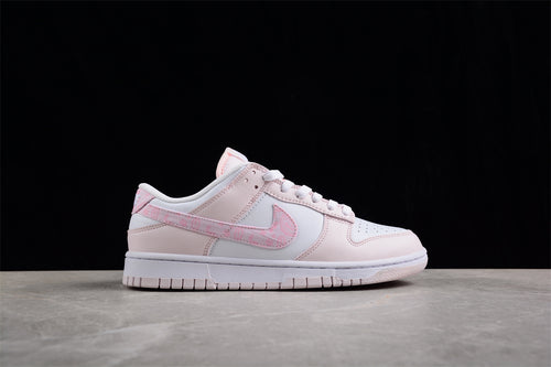 Dunk Low pink paisley