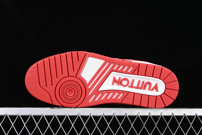 LV trainer signature red