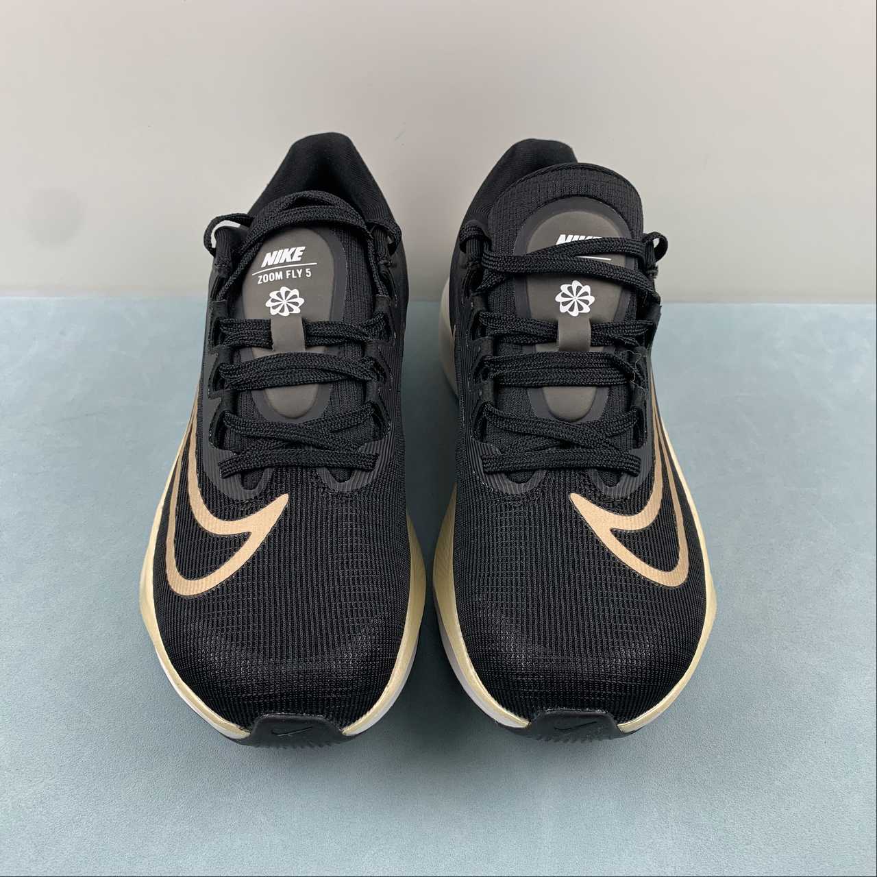 Zoom Fly 5 black gold