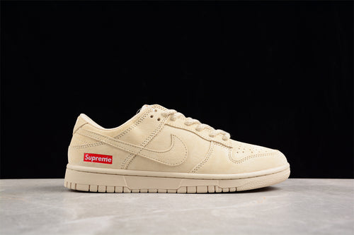 Dunk Low supreme sand