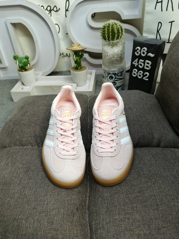 Gazelle indoor sandy pink