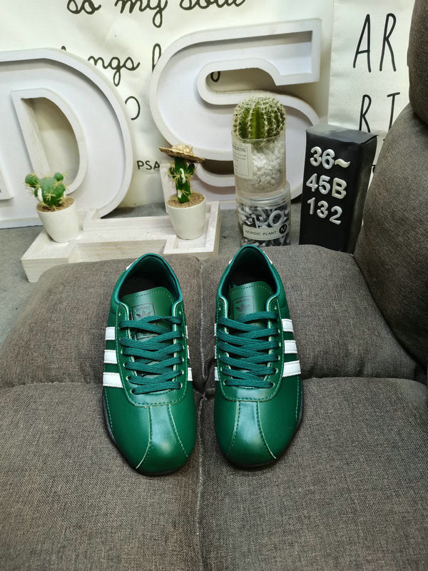 TOKYO olive white
