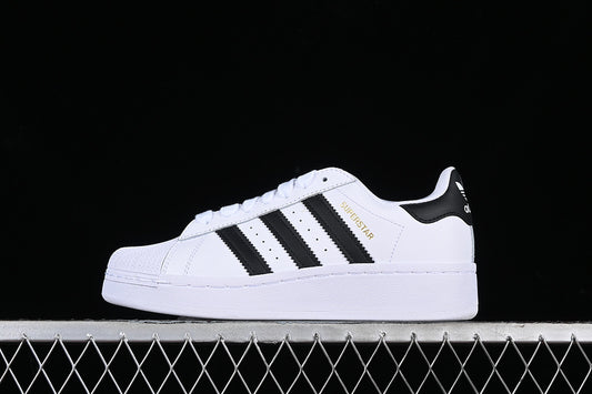 Superstar basic white black
