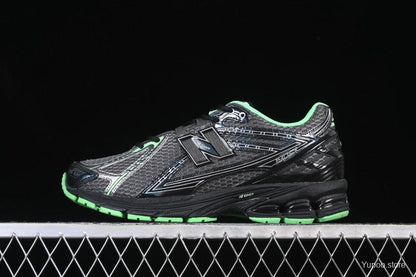 New Balance 1906R black volt