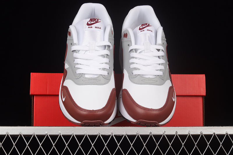 Air Max 1 mystic dates