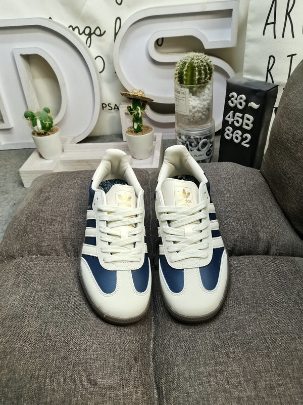 Samba navy white