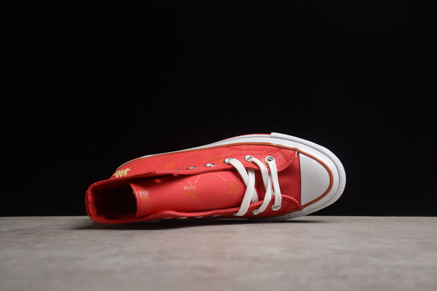 Converse varsity orange