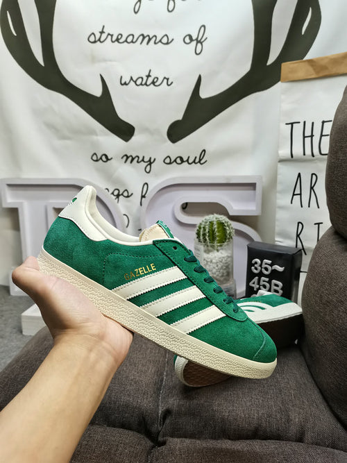 Gazelle green