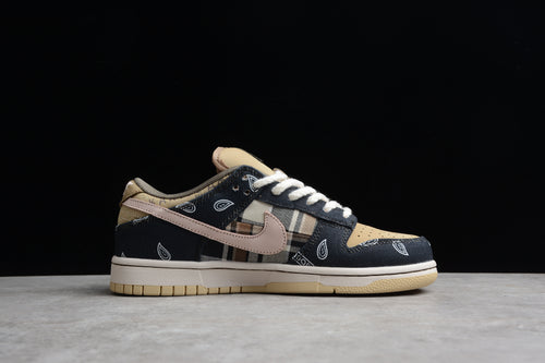 Dunk SB Low x Travis Scott