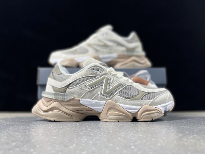 New Balance 9060 beige