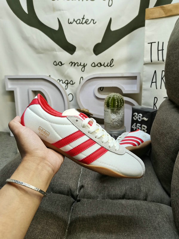 TOKYO white red