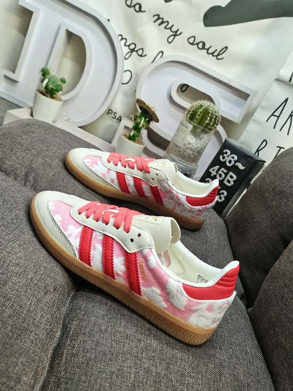 Samba pink clouds